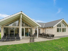 18 person holiday home in Hasselberg Kappeln
